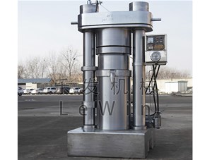全自動花生油榨油機設備如何清洗？